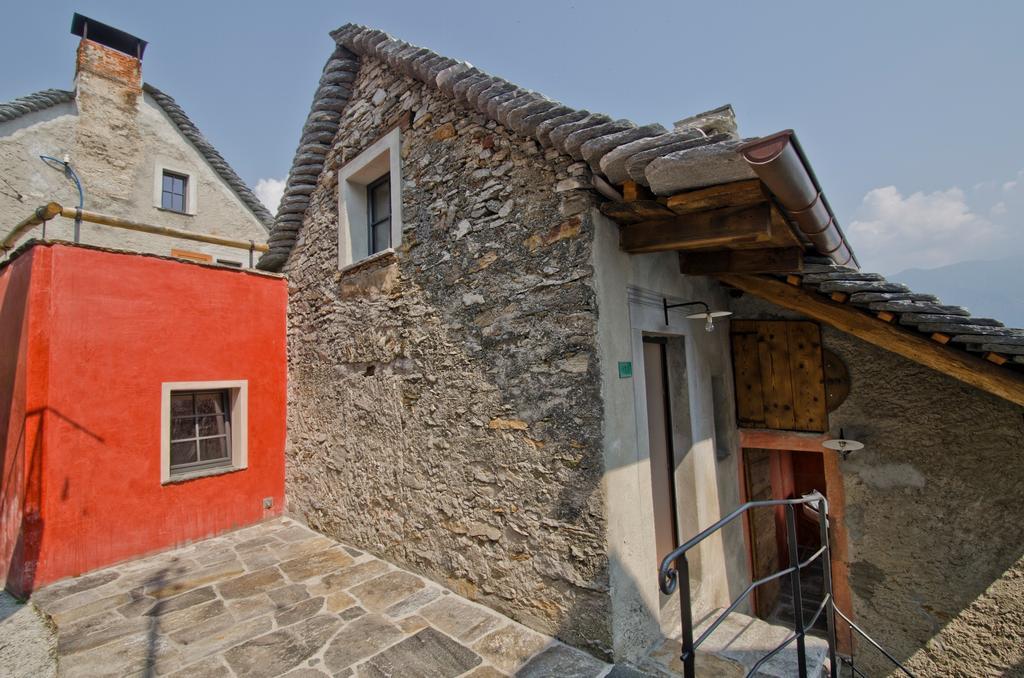 Case Di Sotto, House & Breakfast Muralto Cameră foto